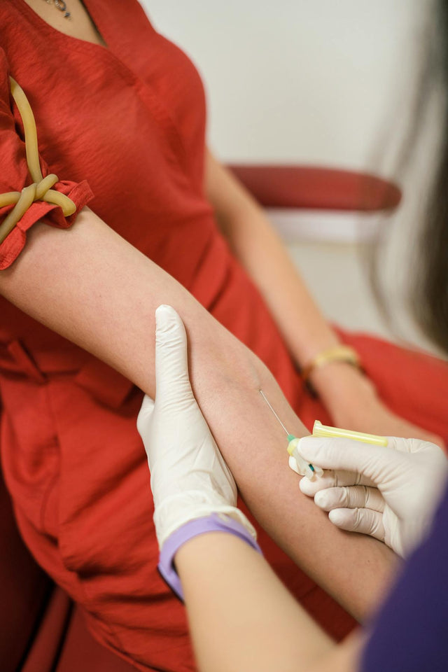 Blood draw with safety needle