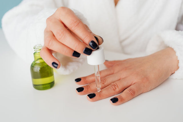 Nail serum application