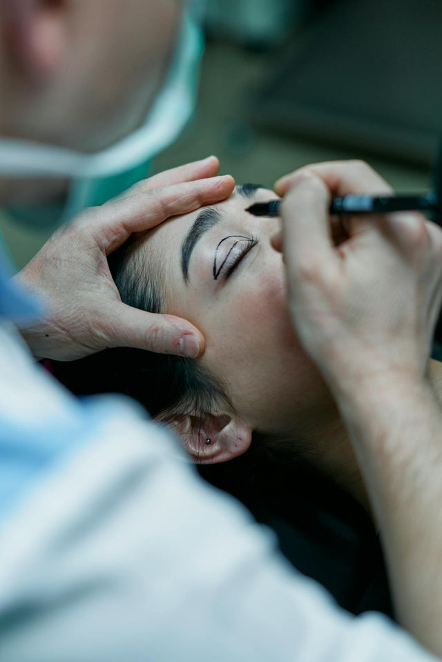 Surgical skin marking