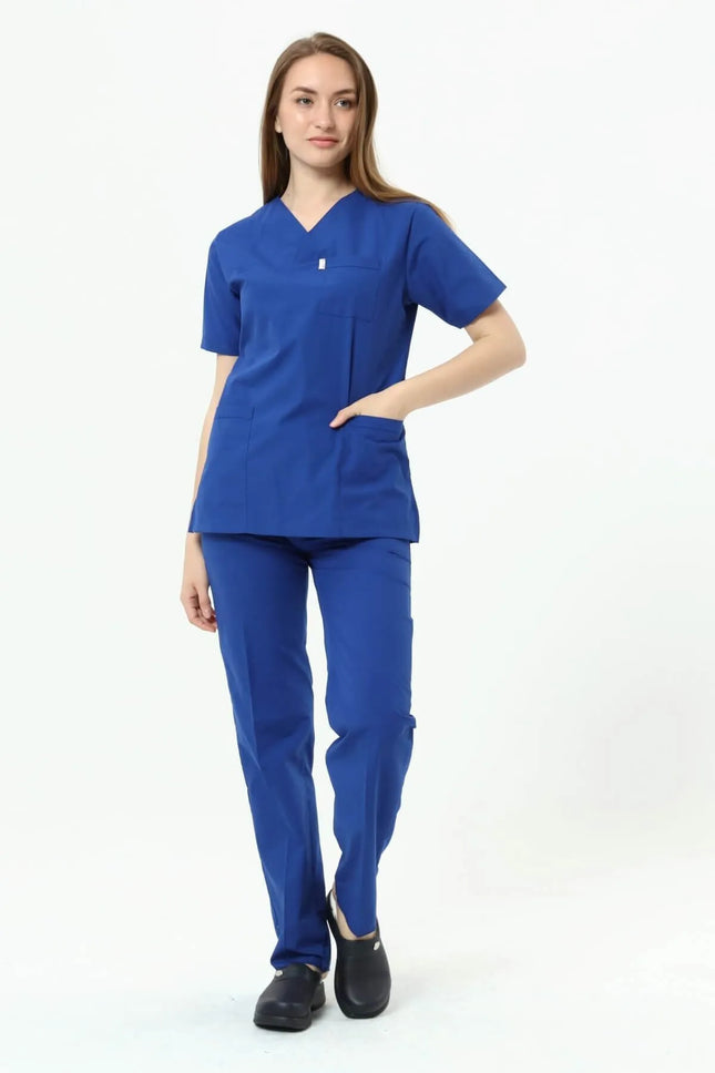 Blauer OP-Anzug aus Terycotton von Saks – Raglanärmel