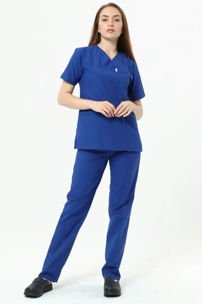 Blauer OP-Anzug aus Terycotton von Saks – Raglanärmel
