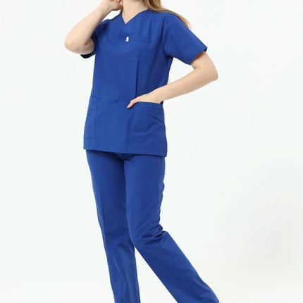 Blauer OP-Anzug aus Terycotton von Saks – Raglanärmel