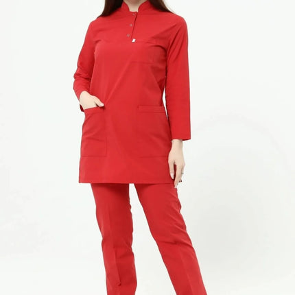 Roter, schlichter OP-Anzug aus Terycotton